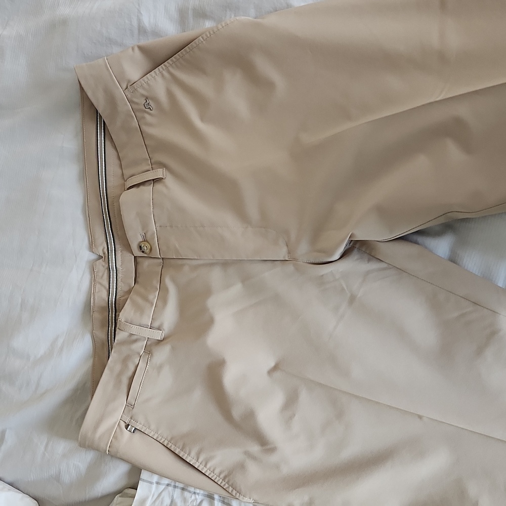J. LINDENBERG Tan Beige Tight Fit Lightweight Straight Leg Pants. Sz 36/…